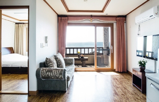 20평 스위트룸(방1+거실)