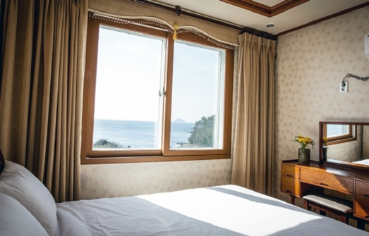 20평 스위트룸(방1+거실)